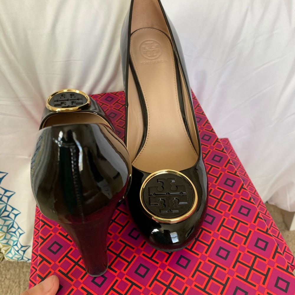 Tory Burch wedges